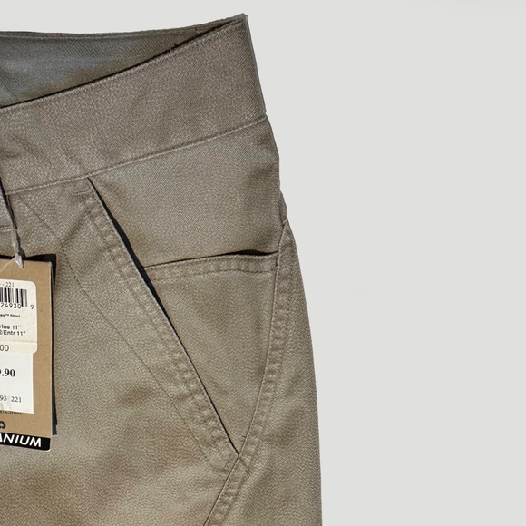 Men's NEW Columbia Shorts - Picture 7 of 7